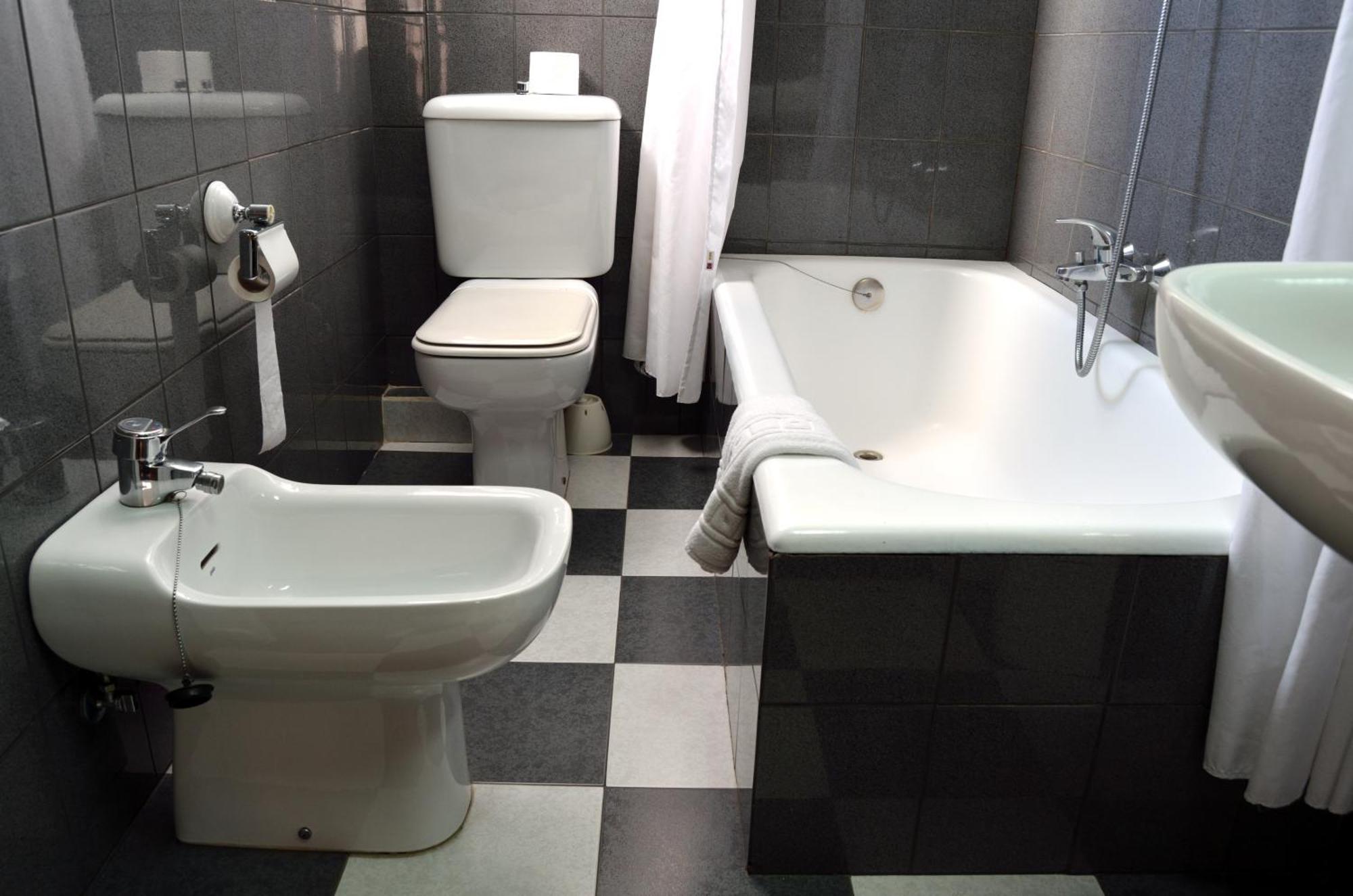 Superior Twin Room,1758274618:JPEG
