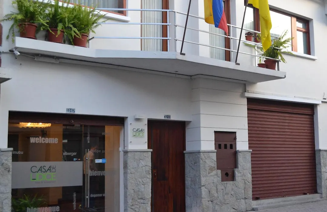 Hostal Casa De Lidice-1